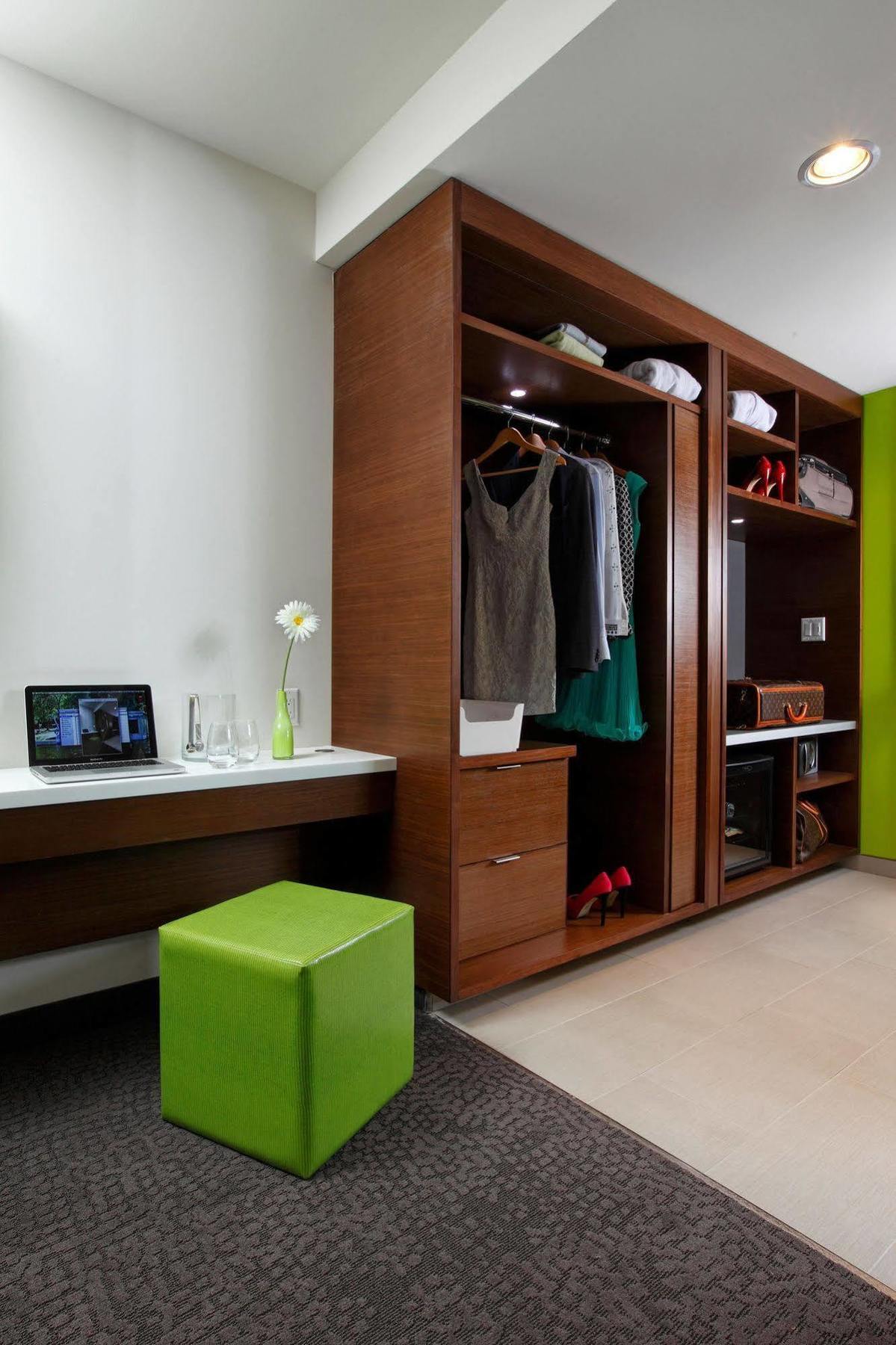 Mere Hotel Виннипег Экстерьер фото